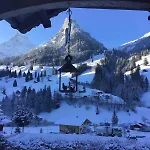 Bijoux Mit Blick Auf Blüemlisalp Apartment *