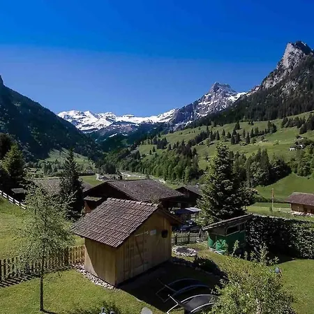 Bijoux Mit Blick Auf Blueemlisalp Lägenhet