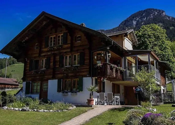 Appartement Bijoux Mit Blick Auf Blüemlisalp Kiental